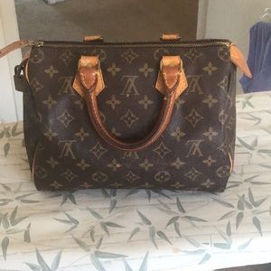 LV Speedy 25 Vintage - Authentic